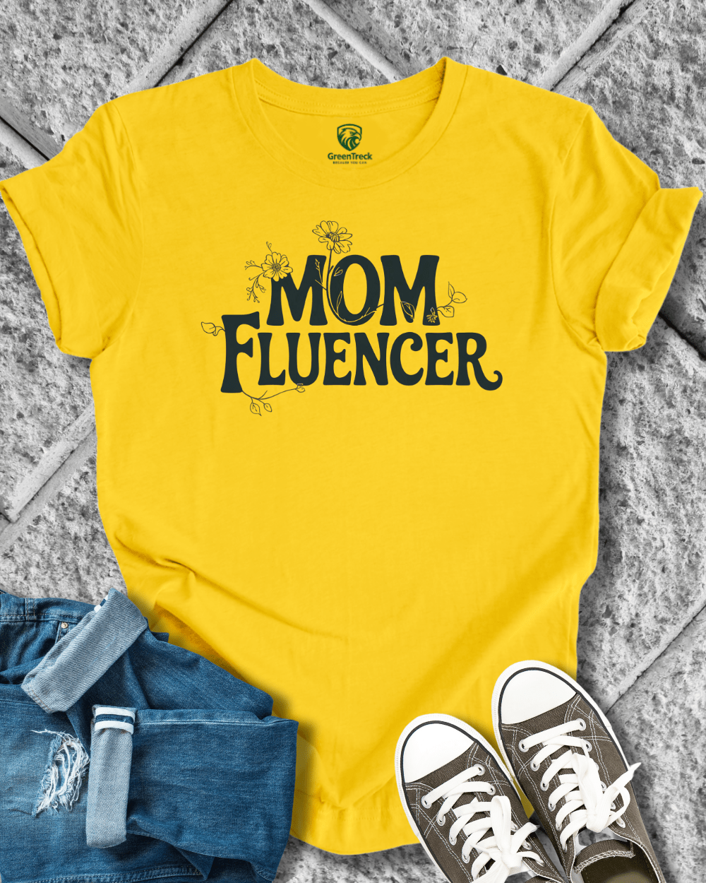 Mom Fluencer Tee